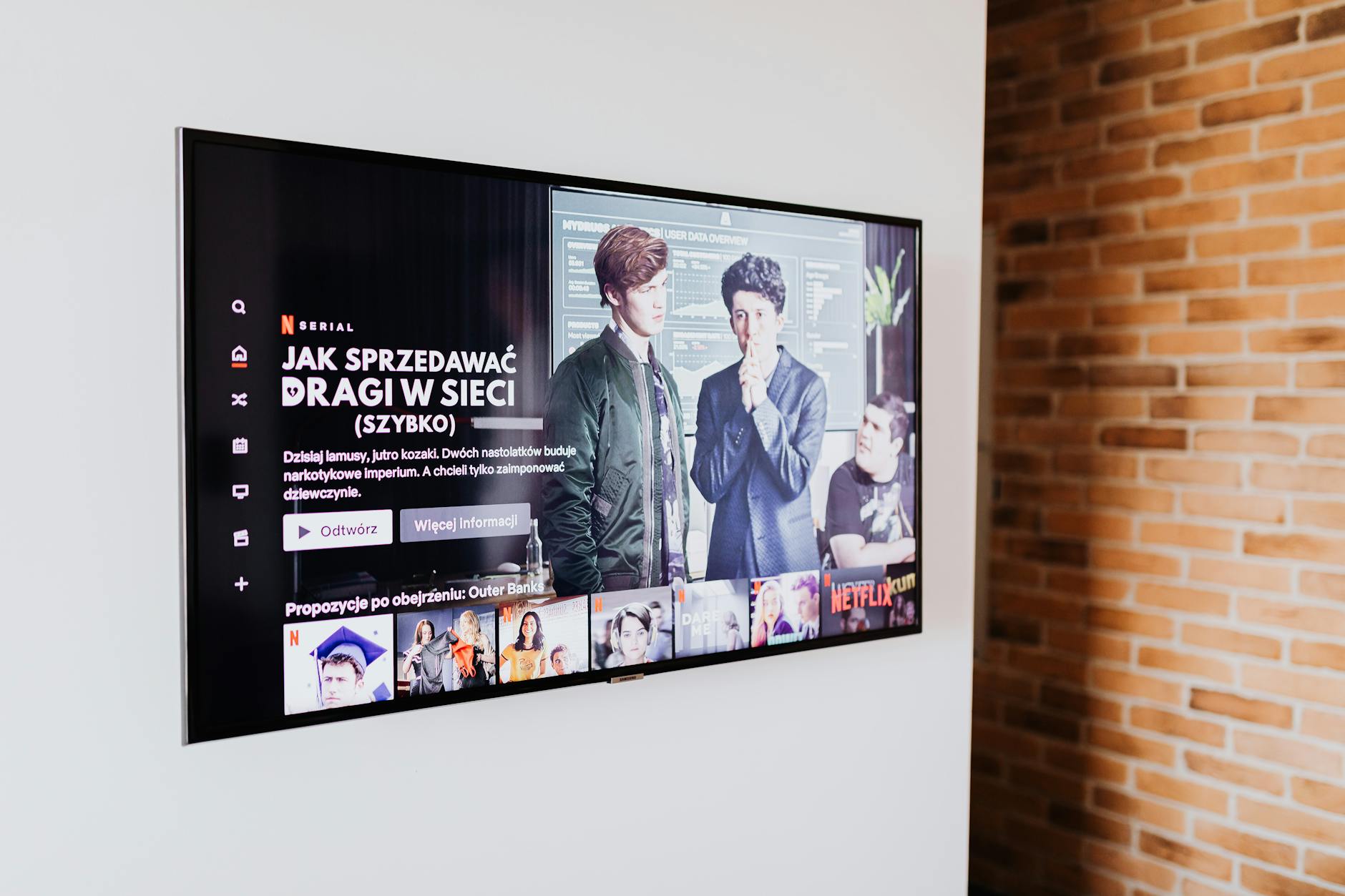 Service home theater Tenggarong untuk kualitas audio visual rumah Anda