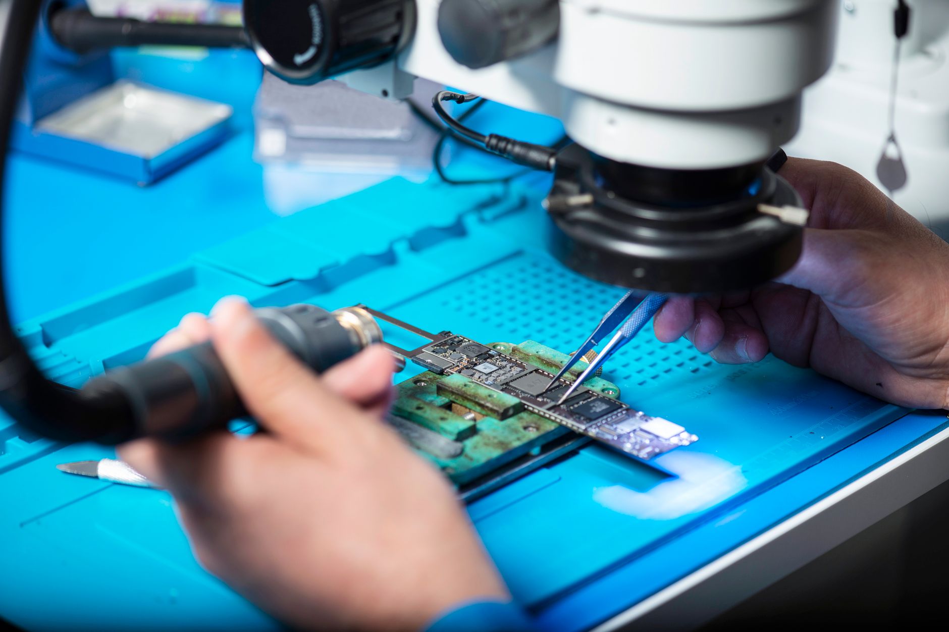 Teknisi servis elektronik Kutai Kartanegara profesional